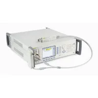 Опорный источник с низким фазовым шумом Fluke 96040A